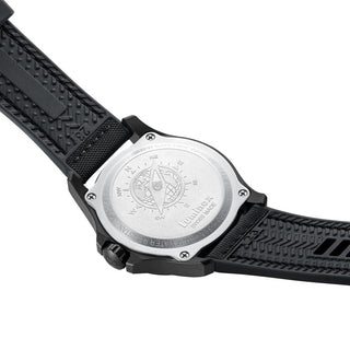 Atacama Field, 43 mm, Urban Adventure - 1977, Case back