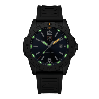 Pacific Diver, 44 mm, Dive Watch - 3123.B	,Night view with green and orange light tubes