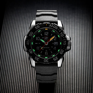 Navy SEAL Steel, 45 mm, Dive Watch - 3251.CB, UV shot