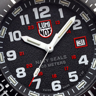 Navy SEAL, 45 mm, Dive Watch - 4231.SET	,Detail view of the watch dial